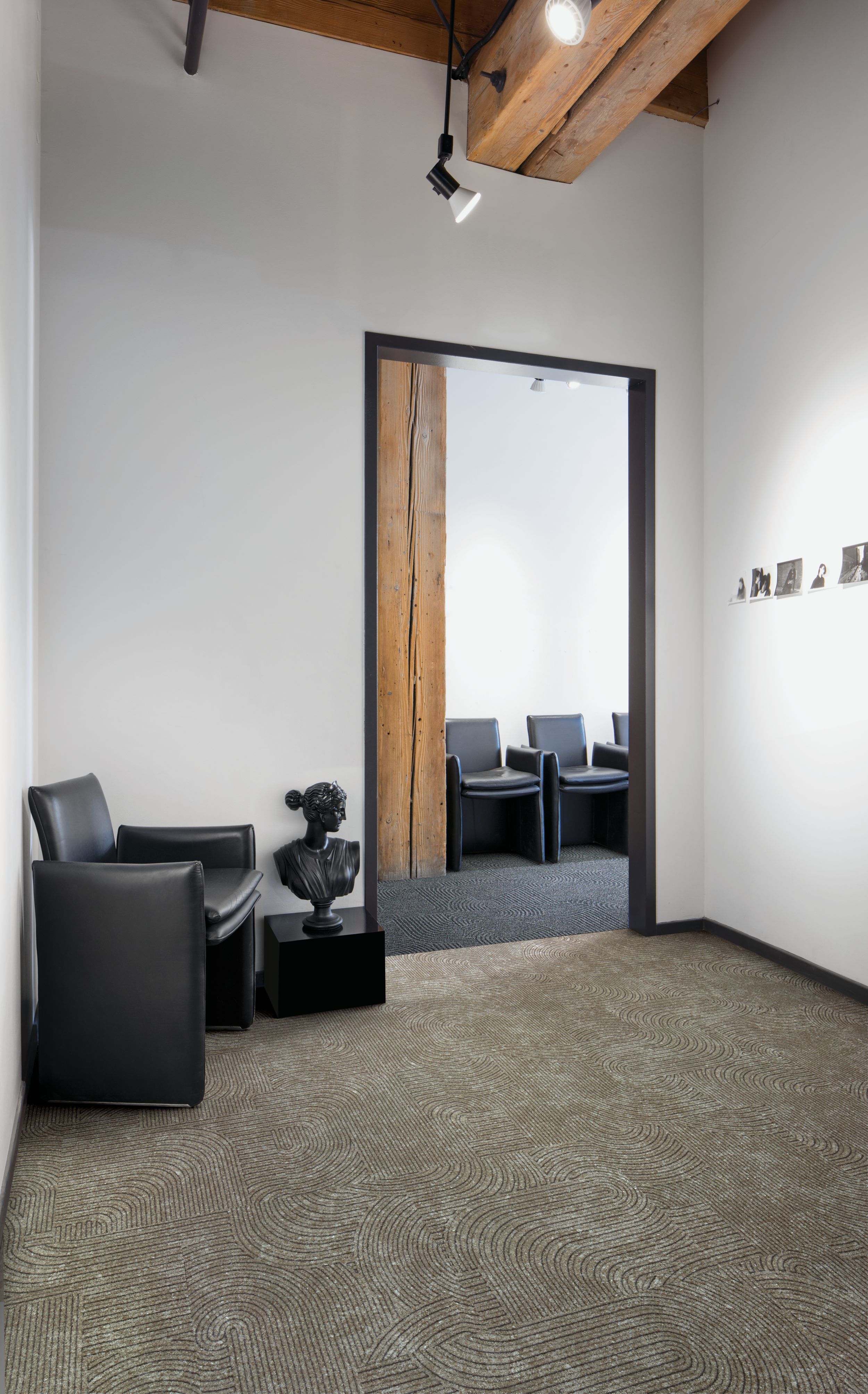 Interface Walk About LVT and Step This Way carpet tile in waiting area with leather chair imagen número 10